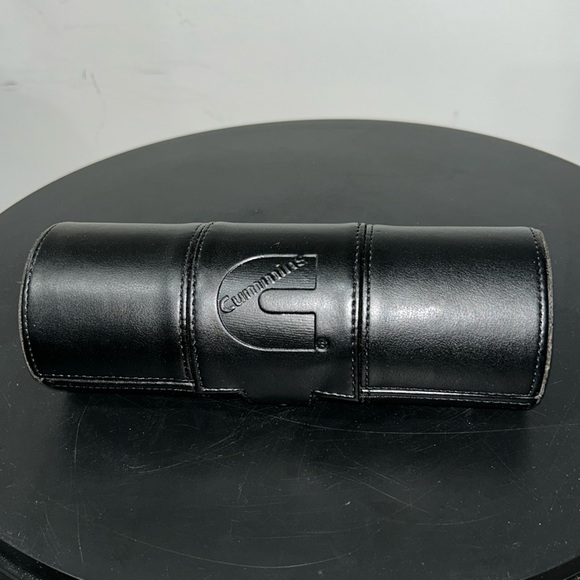 Cummins Travel Shoe Shine Kit - Picture 1 of 7